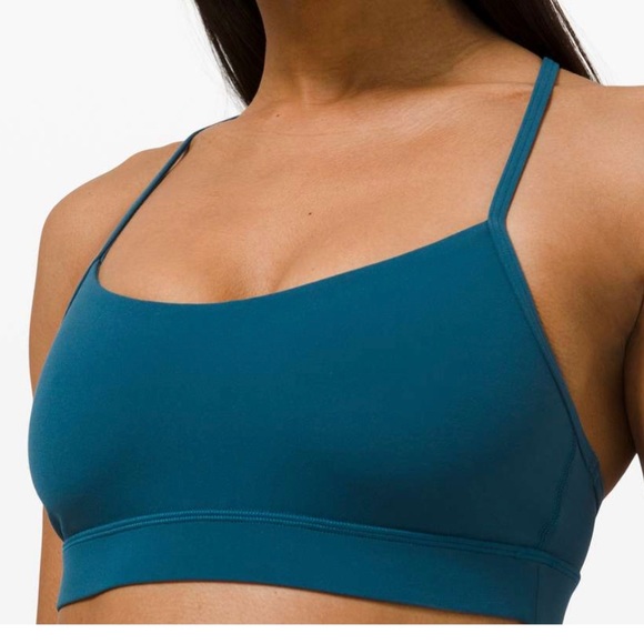lululemon athletica Tops - Lululemon Flow Y Nulu Bra Borealis Blue EUC  Size 4